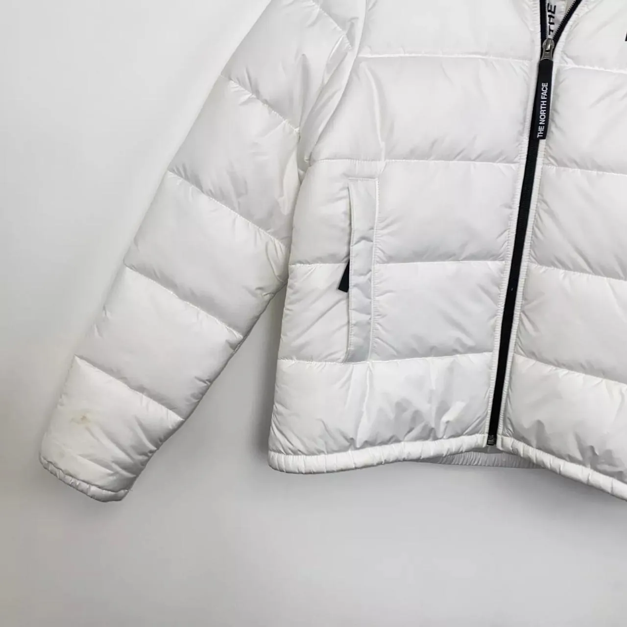 Preowned The North Face Womens Padded Puffer Jacket Size M White Outdoor TNF.