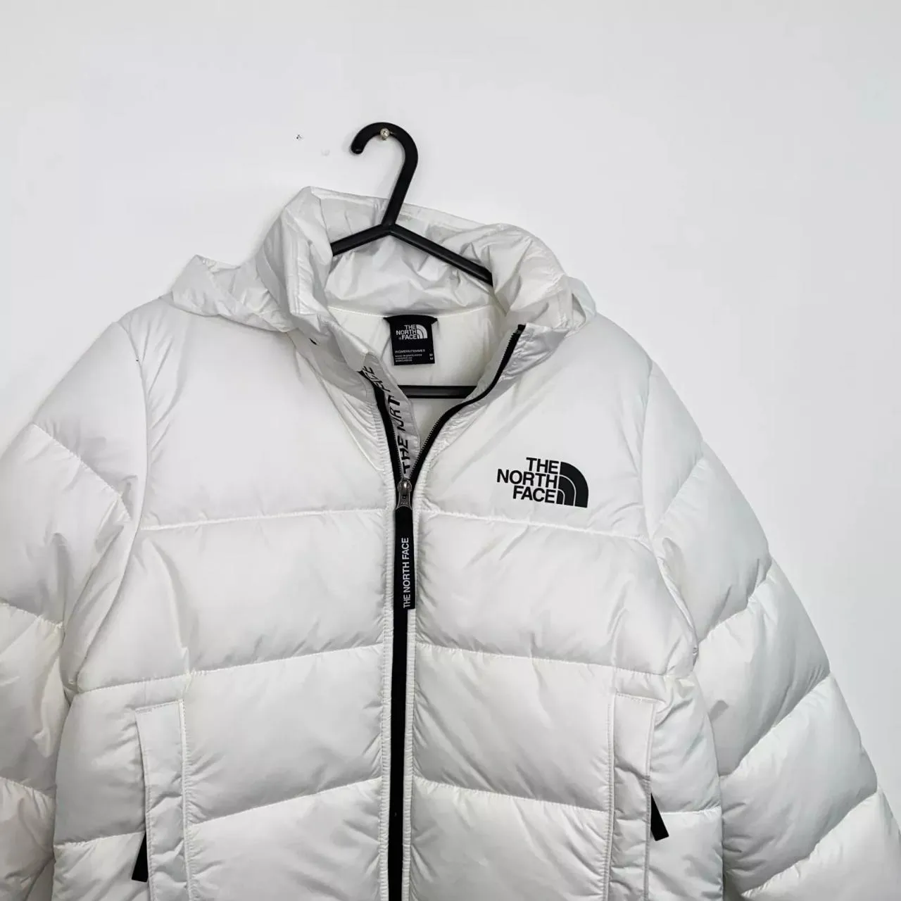 Preowned The North Face Womens Padded Puffer Jacket Size M White Outdoor TNF.