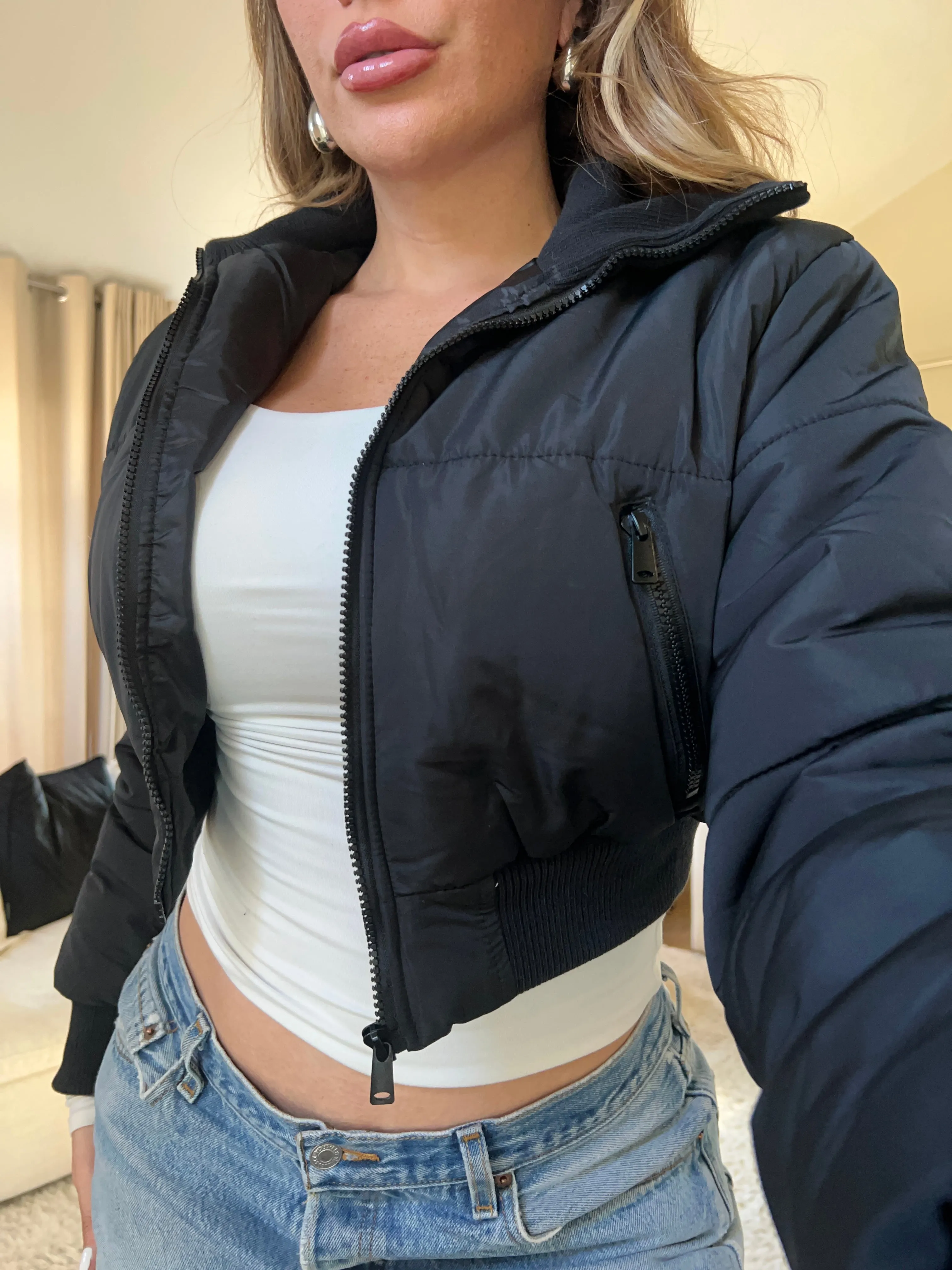 Zoe Cropped Jacket (Black)